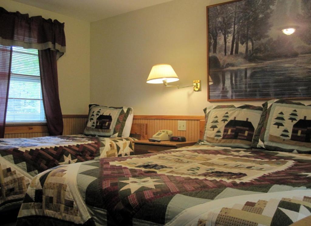 Bear Tree Lodge Weirs Beach Bagian luar foto
