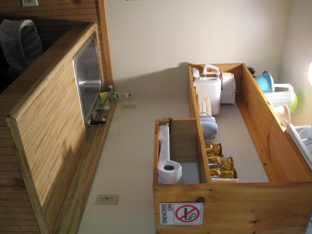 Bear Tree Lodge Weirs Beach Ruang foto